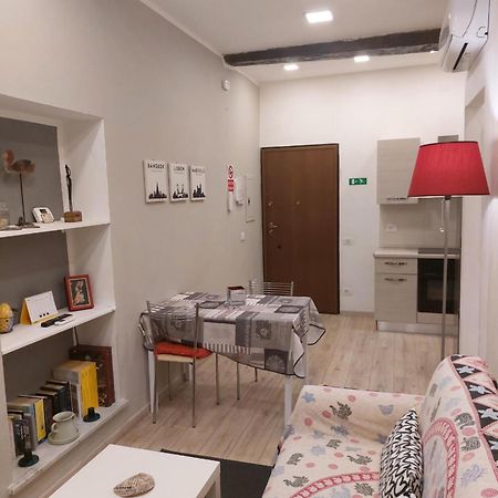 Piazzetta Dei Consoli Apartment Savona Exterior photo