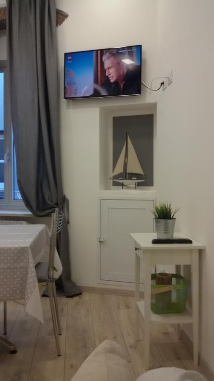 Piazzetta Dei Consoli Apartment Savona Exterior photo