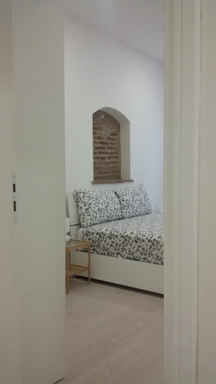 Piazzetta Dei Consoli Apartment Savona Exterior photo